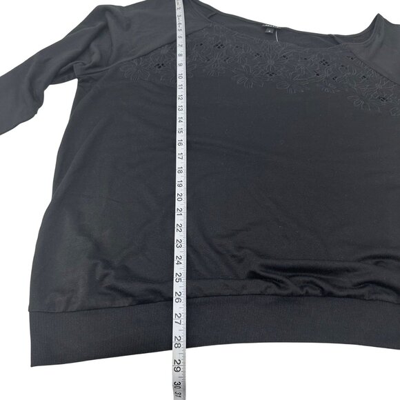Torrid Womens Black Off-The-Shoulder Embroidered Sweatshirt SZ 3X 22-24 Pullover - Picture 7 of 13